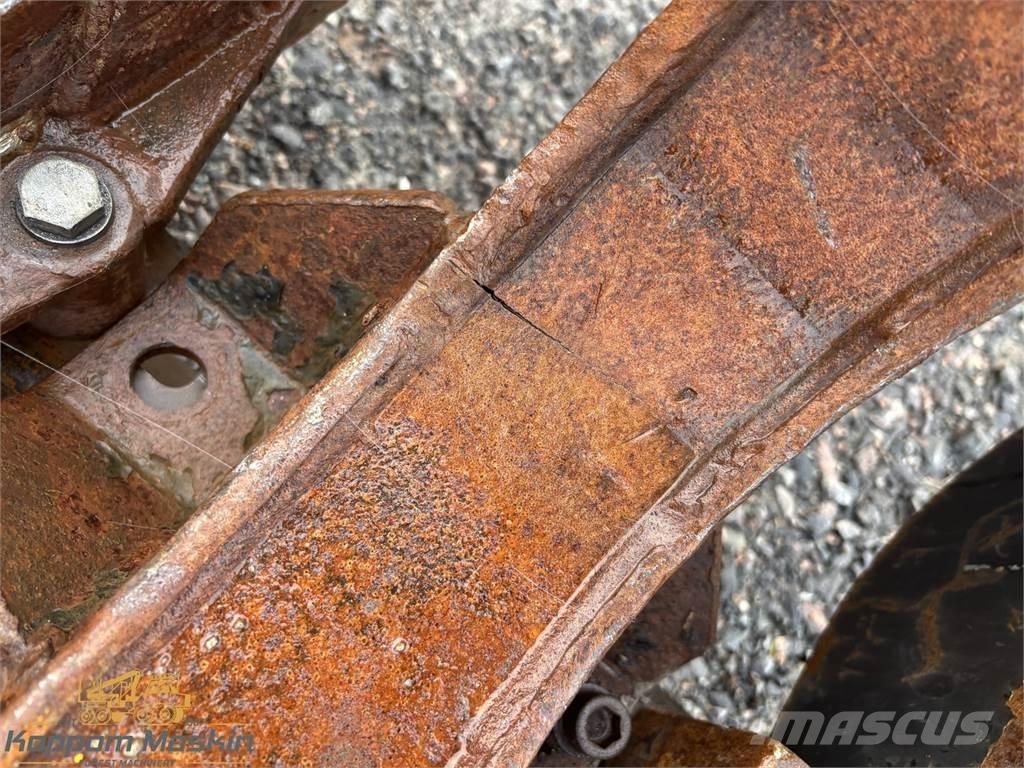 Valmet 840 Druge komponente