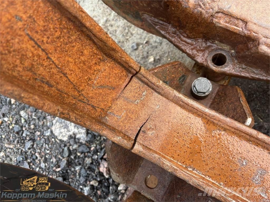 Valmet 840 Druge komponente
