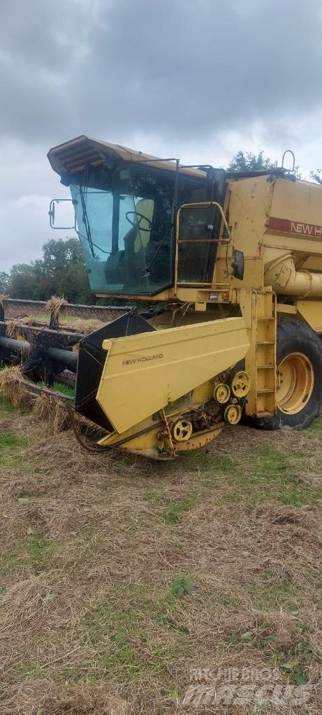 New Holland TX 34 Kombajni