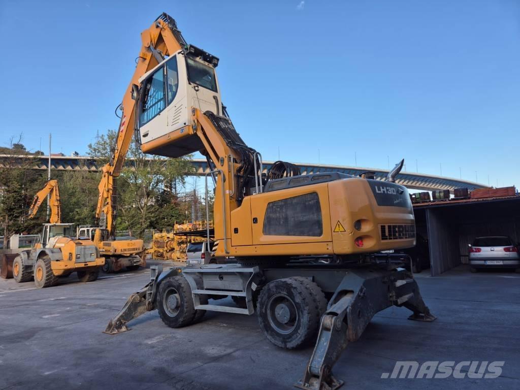 Liebherr LH 30 M Bagri za prekladanje primarnih/sekundarnih surovin