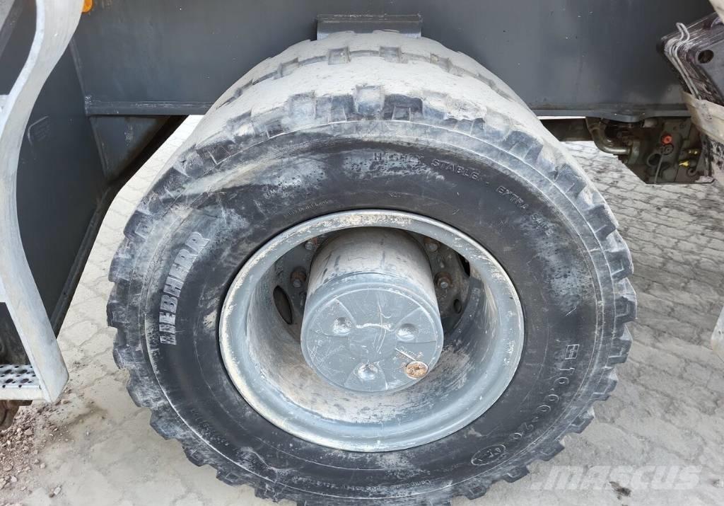 Liebherr LH 30 M Bagri za prekladanje primarnih/sekundarnih surovin