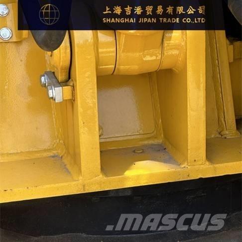 Komatsu PC 70 Bagri goseničarji