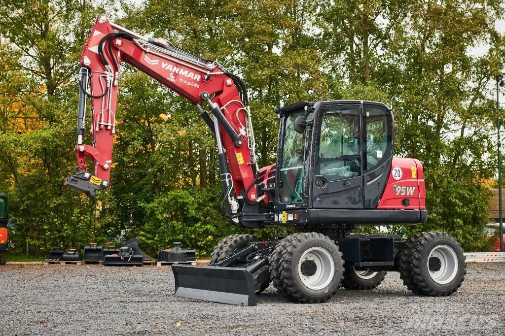 Yanmar B95W Bagri na kolesih