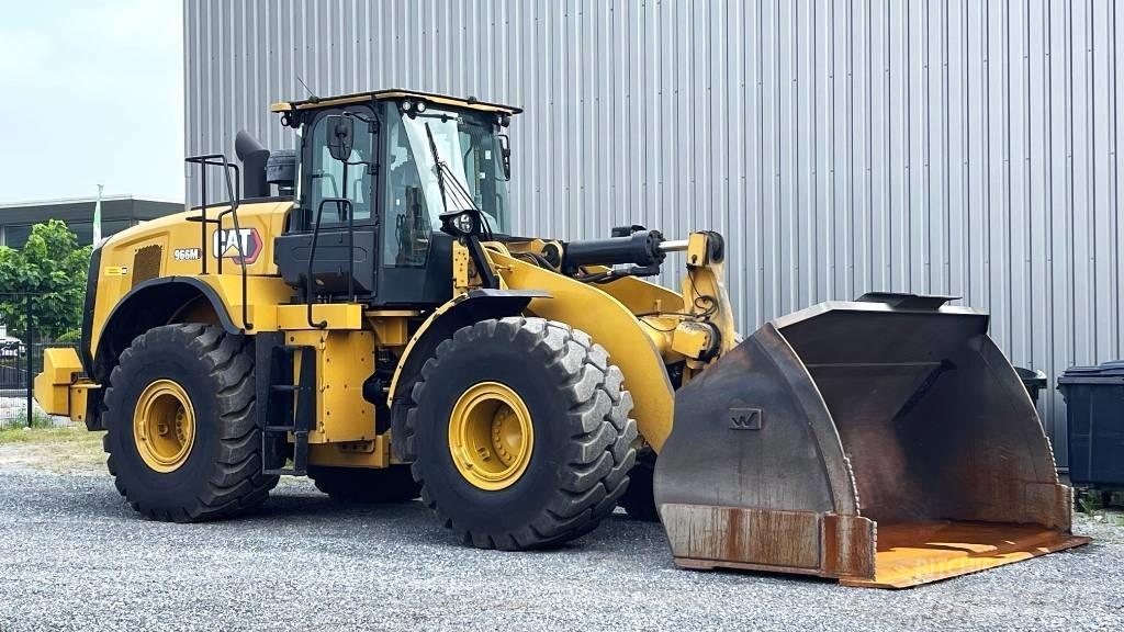 CAT 966 M Kolesni nakladalci