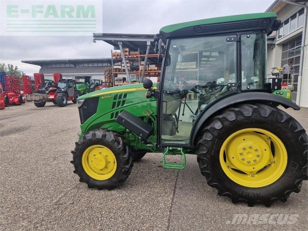 John Deere 5075 GF Traktorji