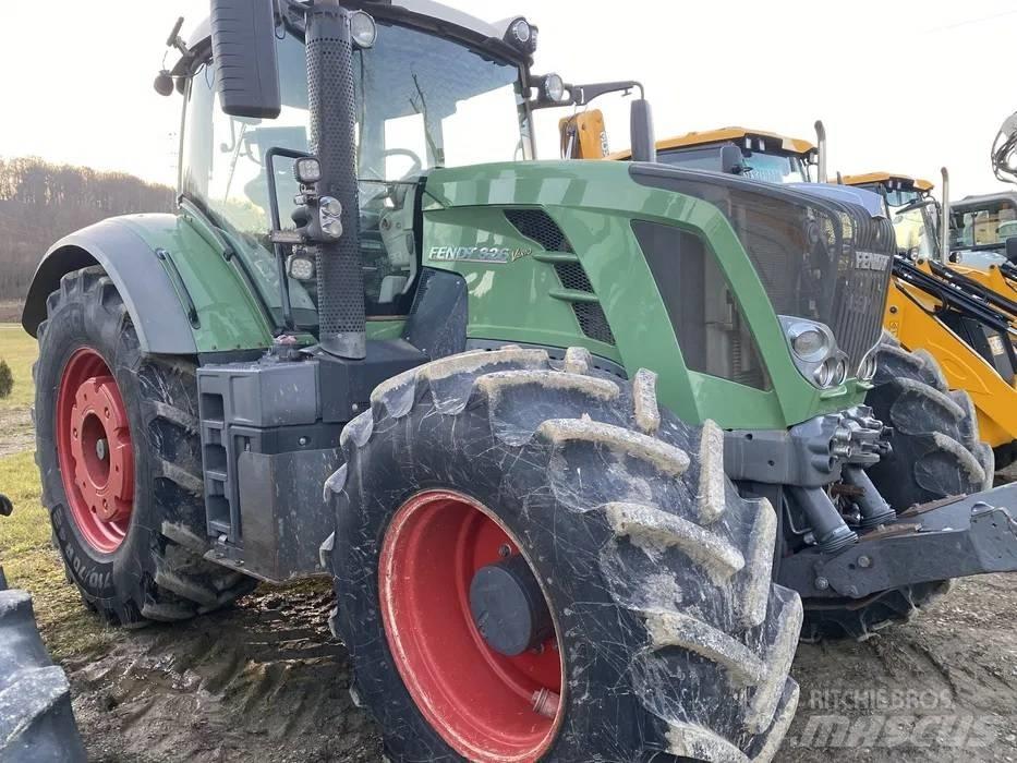 Fendt 826 Vario Traktorji
