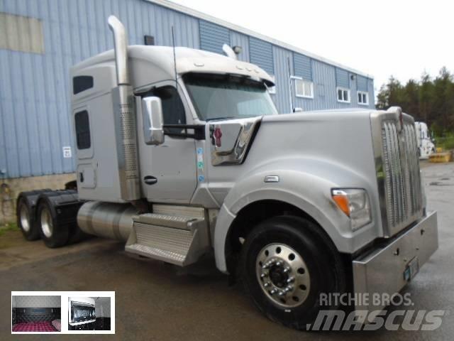 Kenworth W 990 Vlačilci