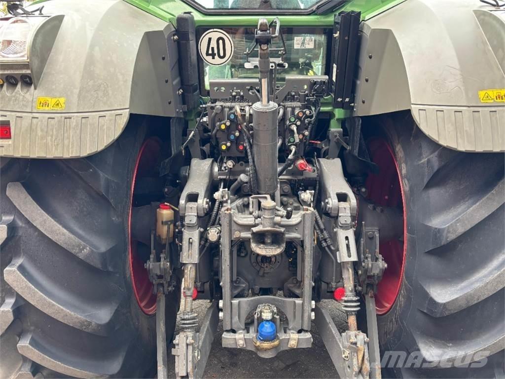 Fendt 828 Vario Traktorji