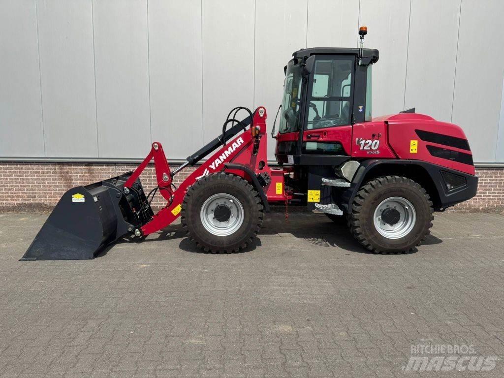 Yanmar V120 Kolesni nakladalci