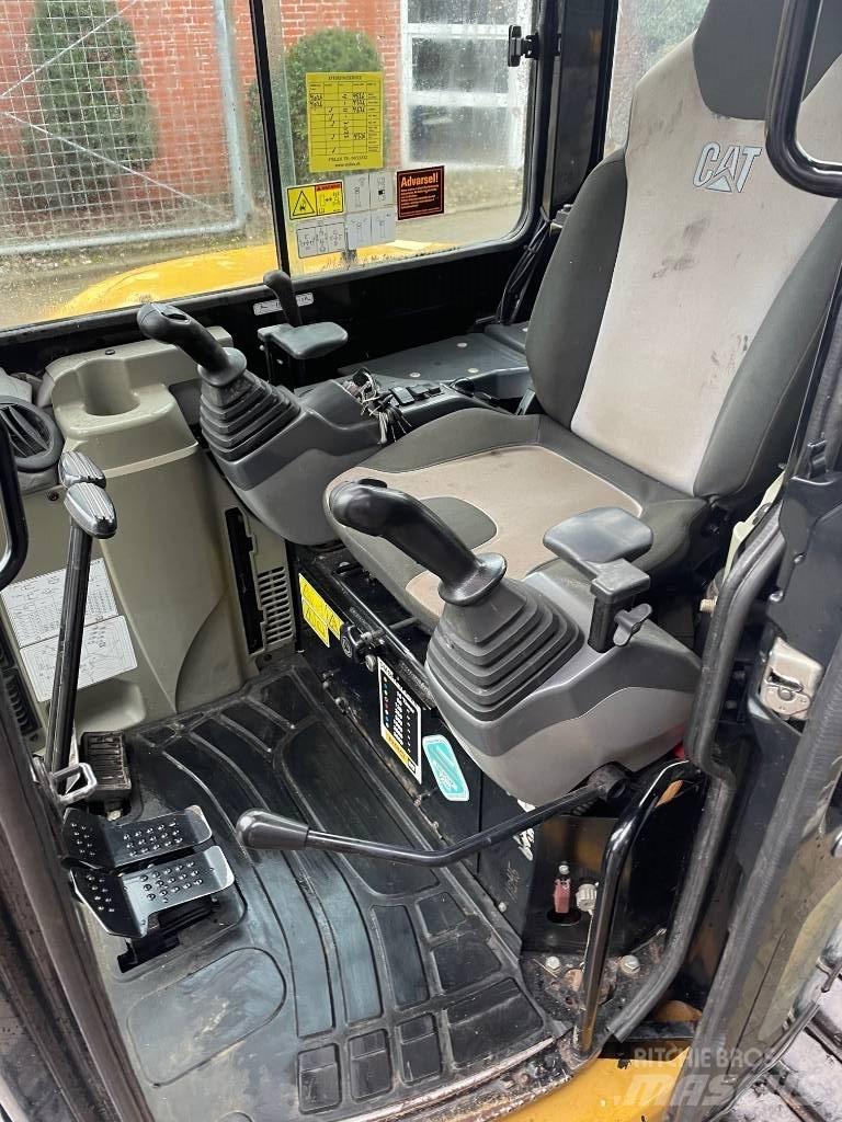 CAT 305D Mini bagri <7t