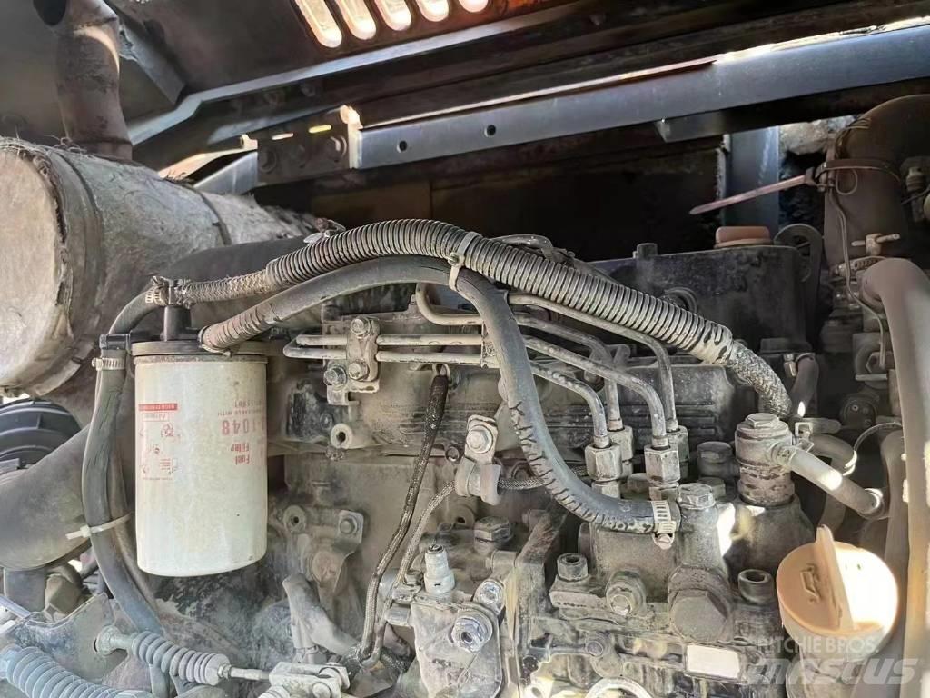 Doosan DX60W Bagri na kolesih