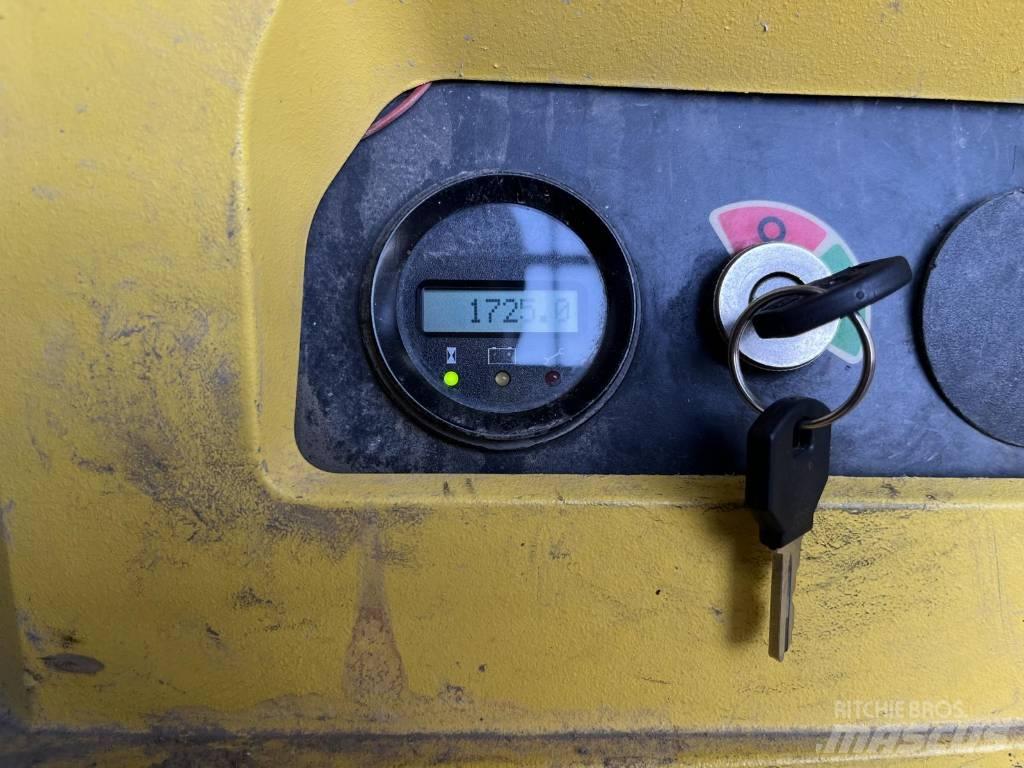 Hyster P1.8 Električni nizko dvižni viličar