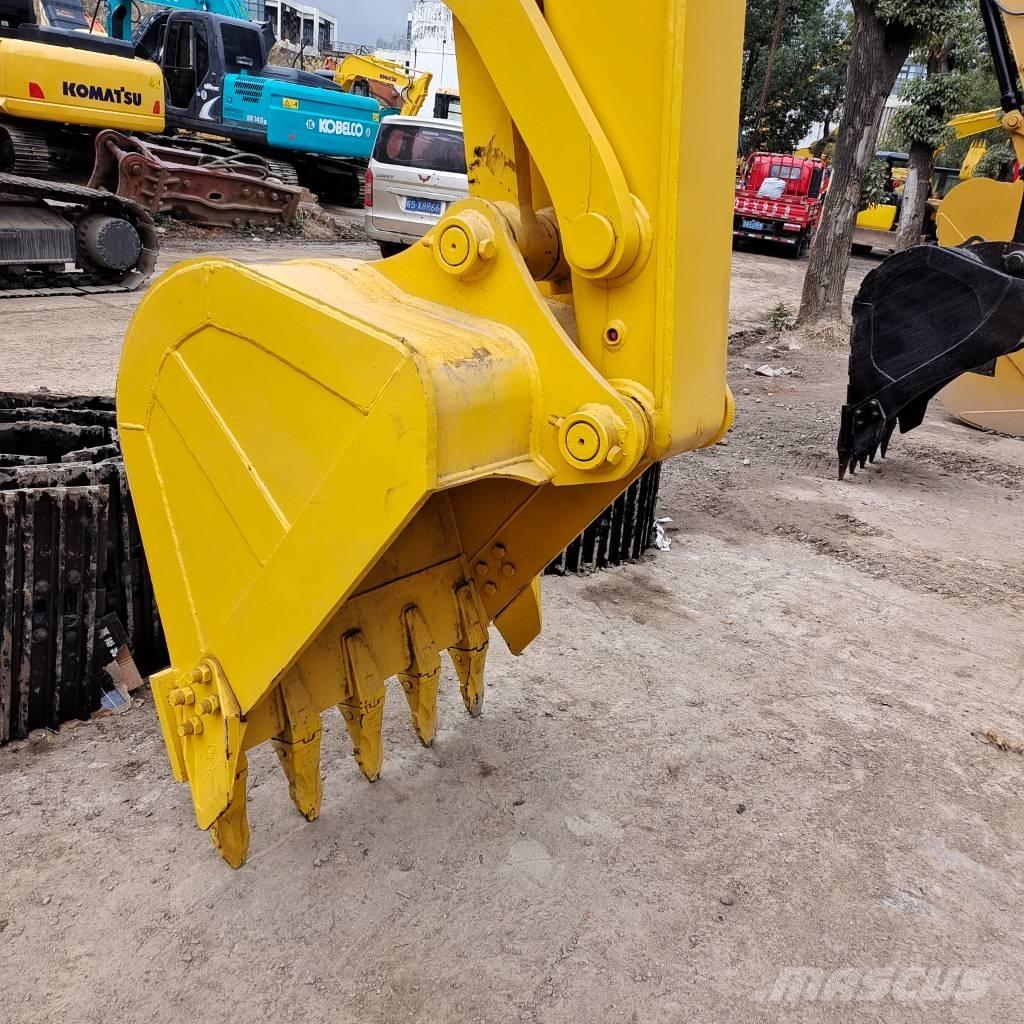 Komatsu PC 130 Bagri goseničarji