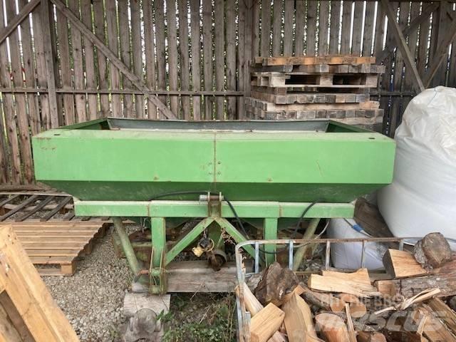 Amazone ZA-U 1500 Trosilniki mineralnega gnojila