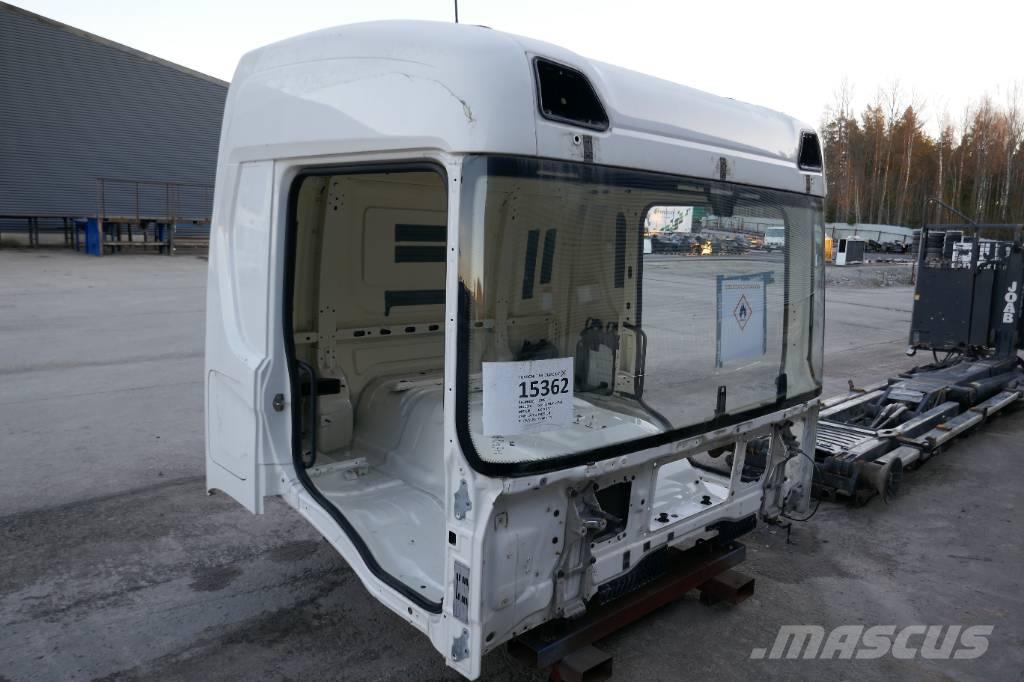 Scania P 410 Kabine in notranjost