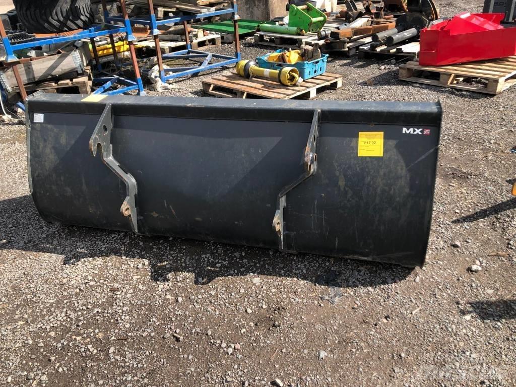 MX 200 Bucket Priključki za čelni nakladalec