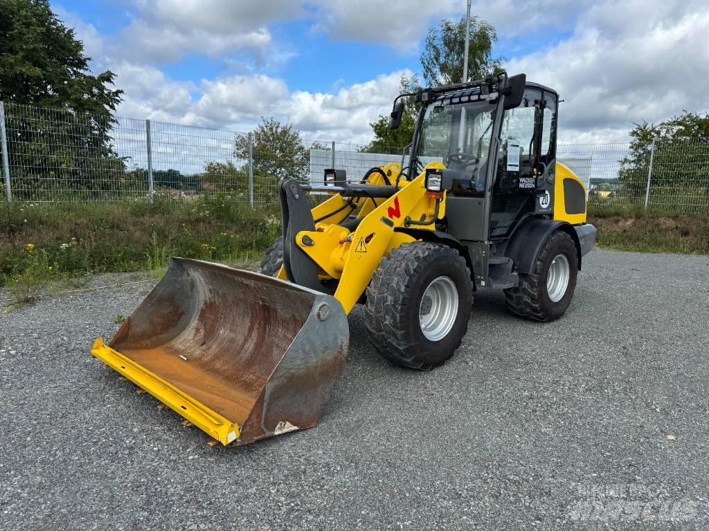 Wacker Neuson WL44 Kolesni nakladalci