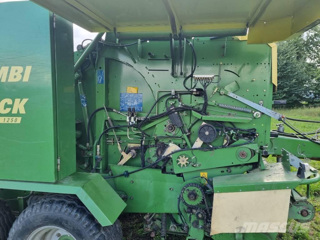 Krone Comprima F125 Balirke (okrogle bale)