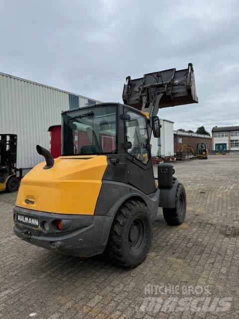 Ahlmann AX1000 Kolesni nakladalci