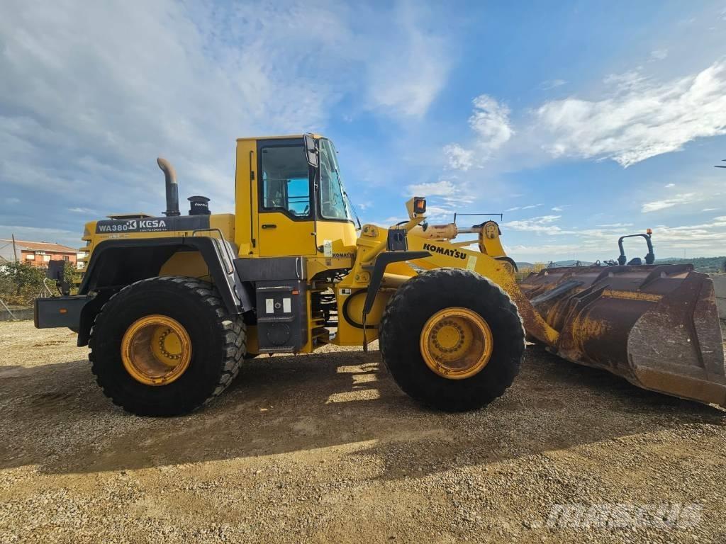 Komatsu WA 380-3H Kolesni nakladalci