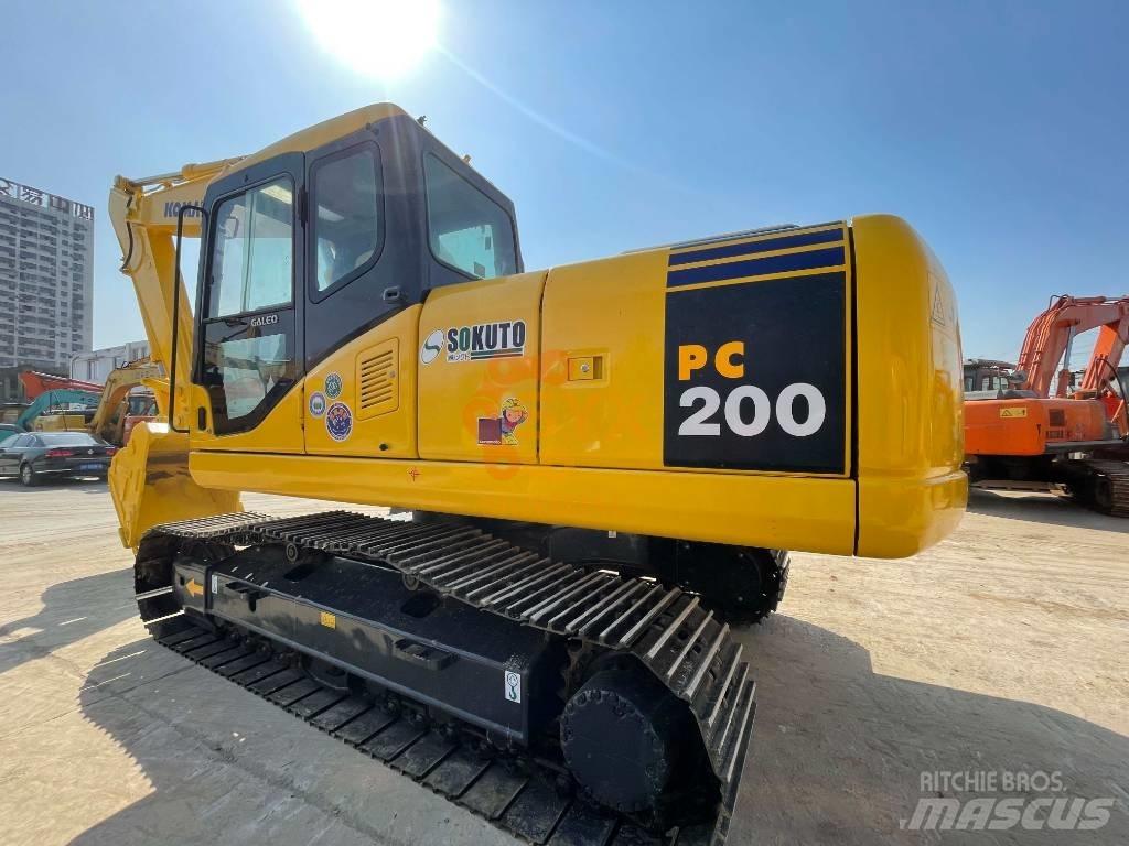 Komatsu PC 200 Bagri goseničarji