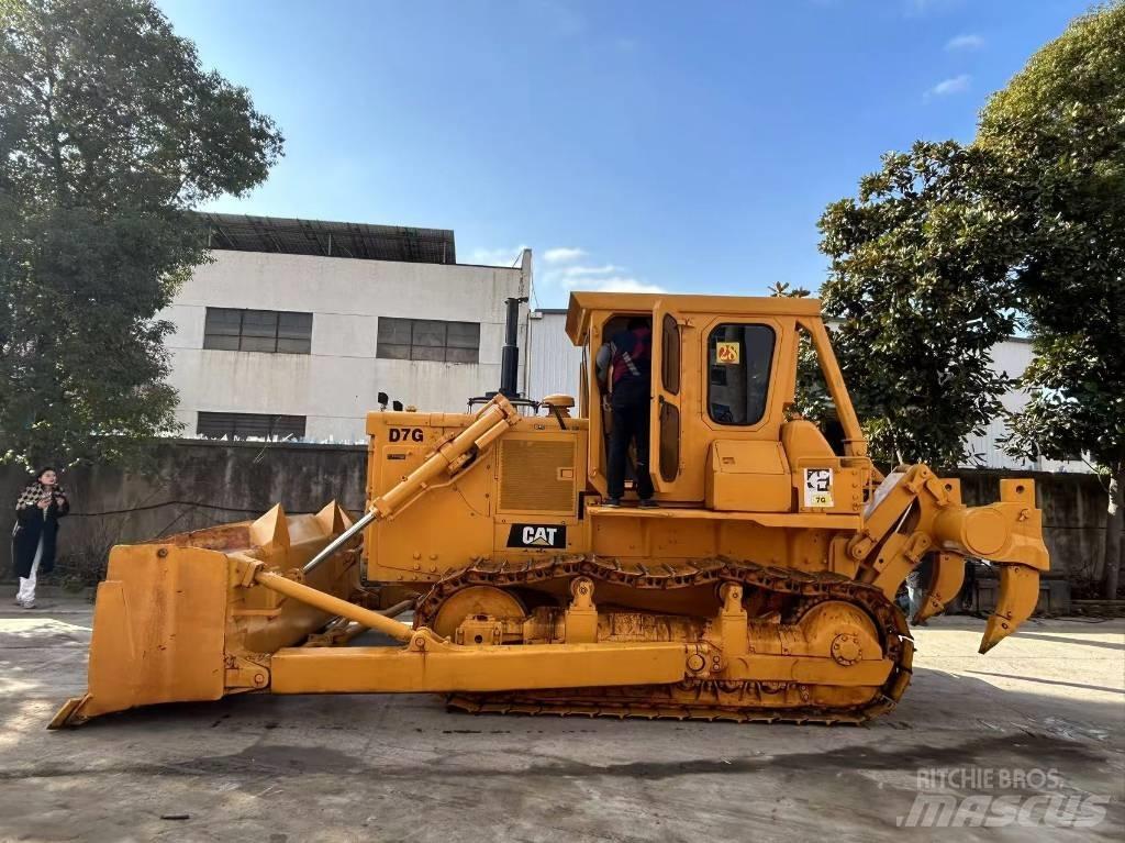 CAT D 7 G Buldožerji goseničarji