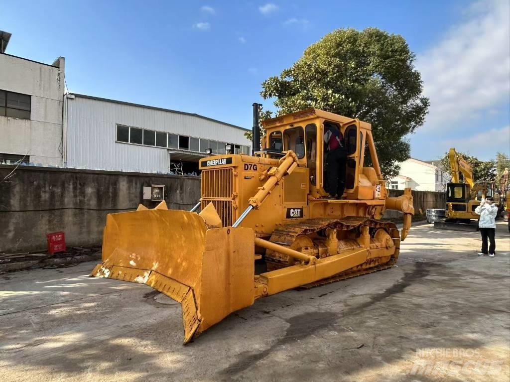 CAT D 7 G Buldožerji goseničarji