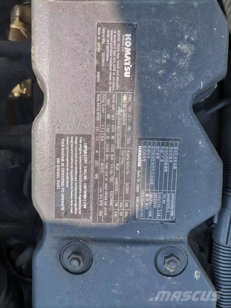 Komatsu PC 220-8 Bagri goseničarji