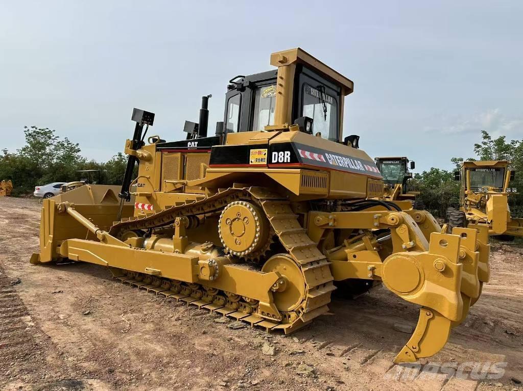 CAT D8R Buldožerji goseničarji