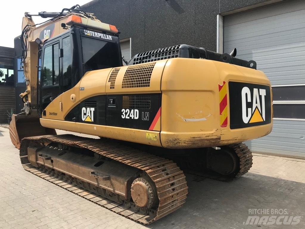 CAT 324D Bagri goseničarji