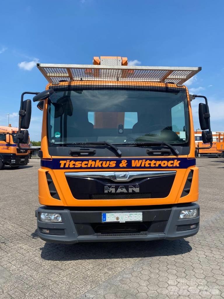Palfinger P 300 Avtokošare