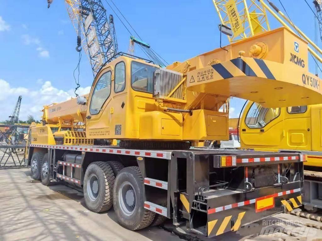 XCMG 50 Dvigala na gosenicah