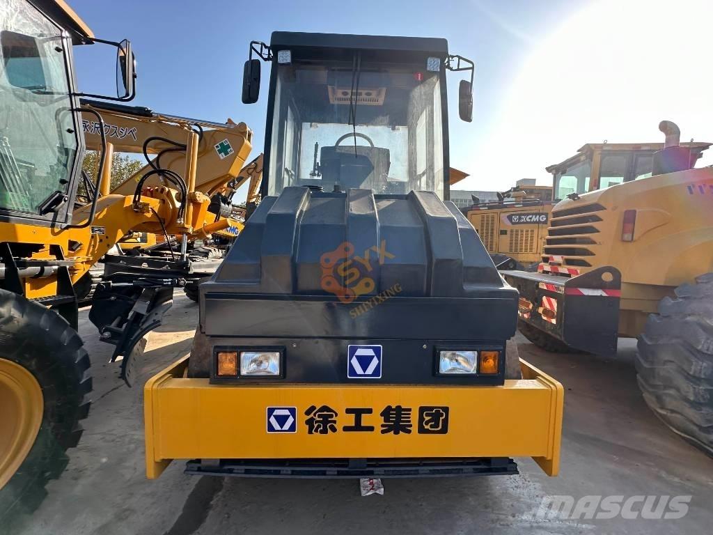 XCMG XD 103 Kompaktorji tal