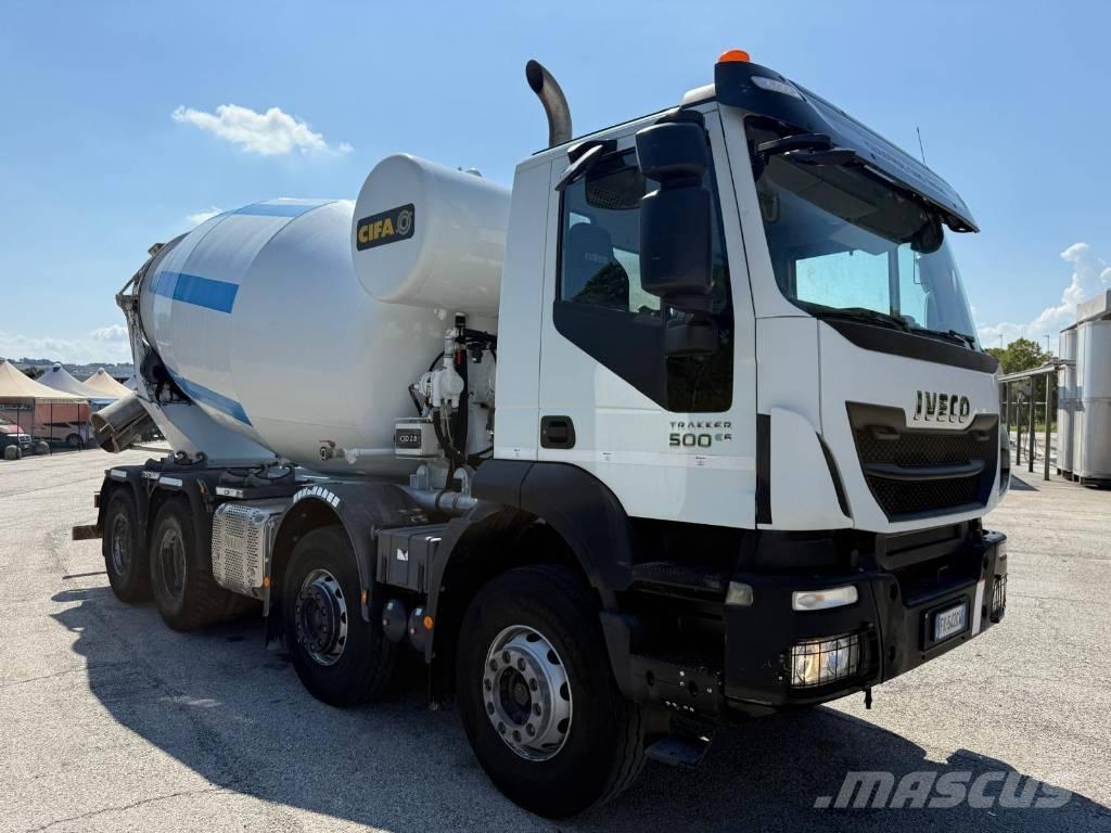 Iveco Trakker 500 Avtomešalci za beton