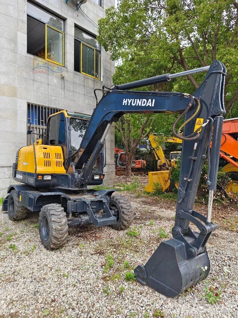 Hyundai R 60W Bagri na kolesih
