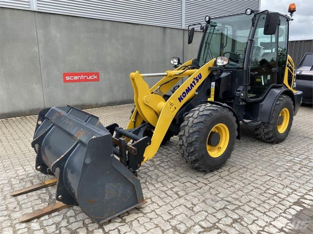 Komatsu WA70M-8EO Večnamenski nakladalci