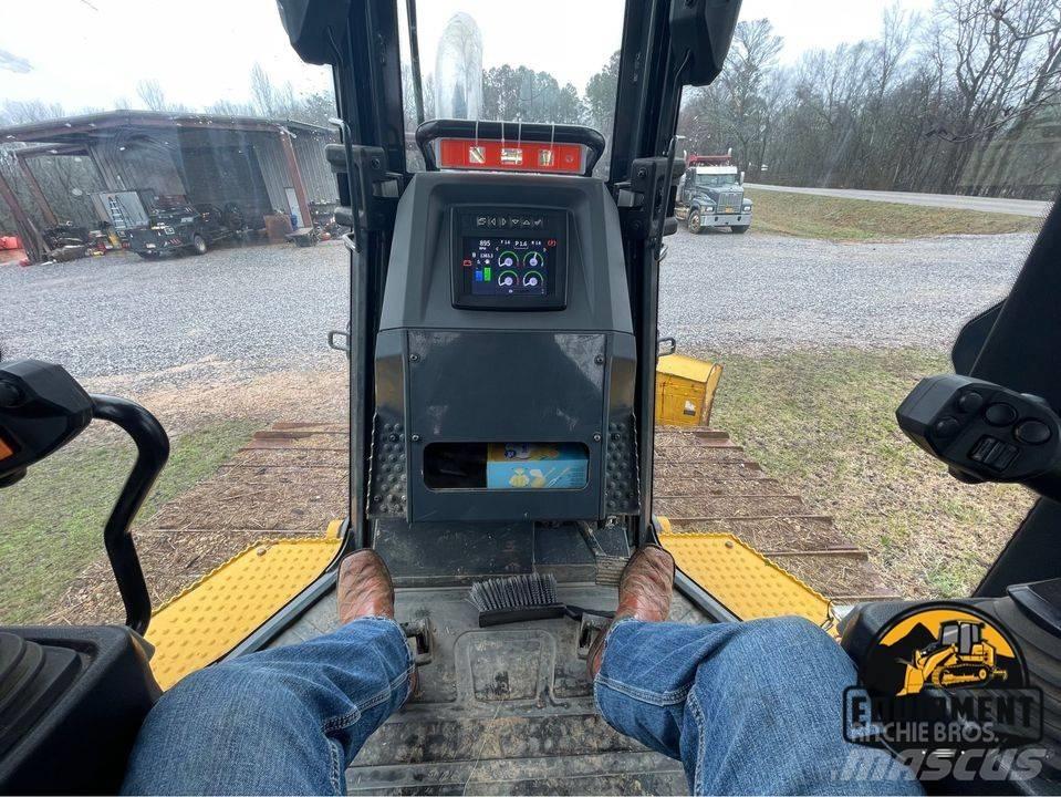 John Deere 750L Buldožerji goseničarji