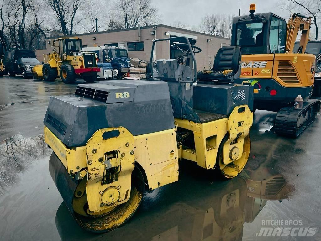 Bomag BW 100 AD-3 Dvojni valjarji