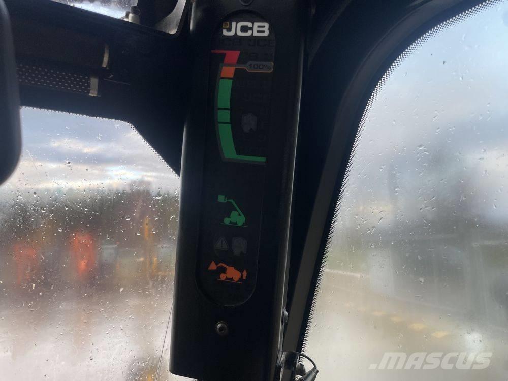 JCB TM 320 S Kmetijski teleskopski nakladalci