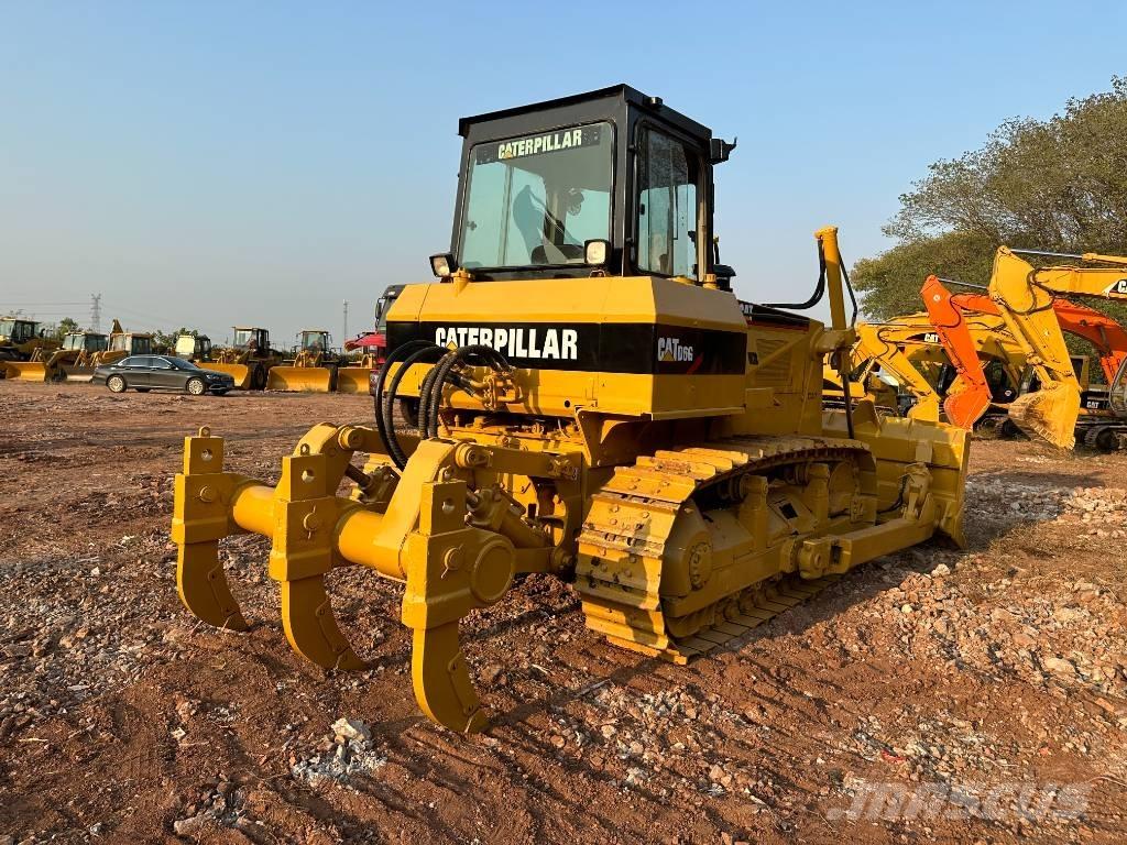 CAT D6G Buldožerji goseničarji