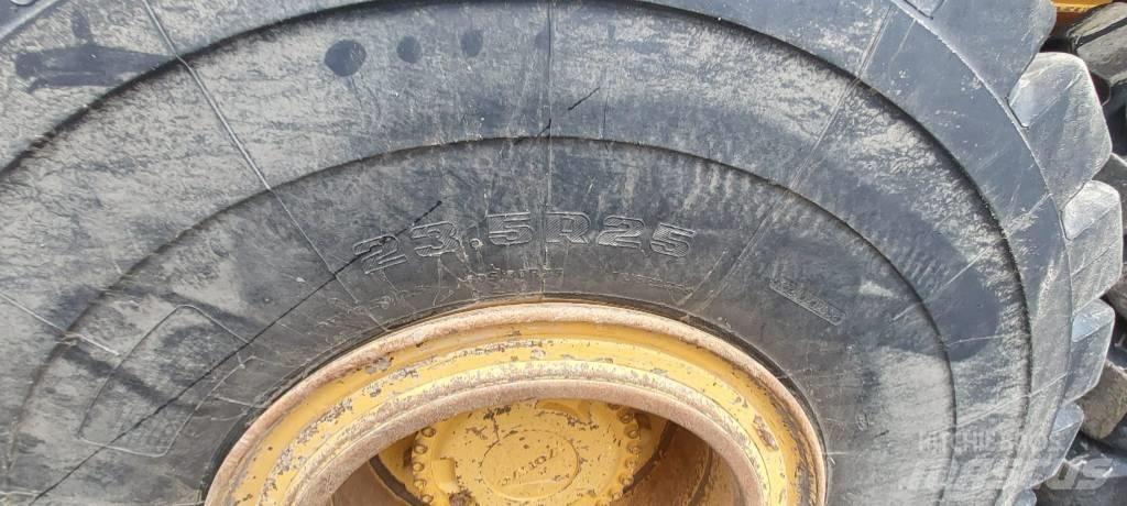 Volvo A 25 F Zglobni demperji