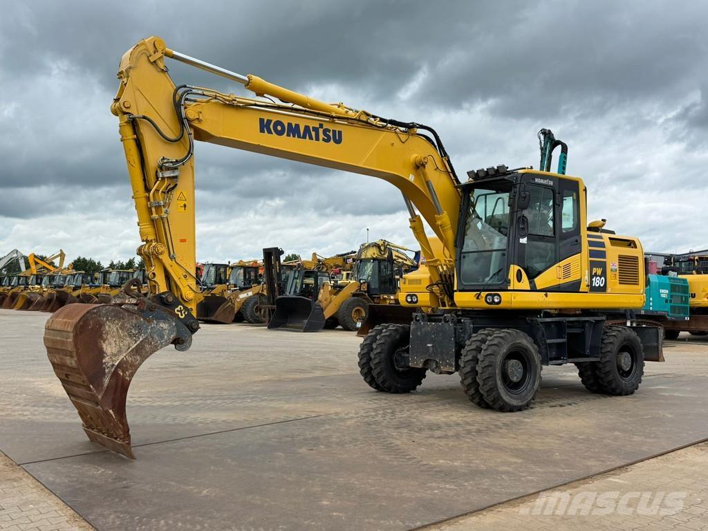 Komatsu PW180-11 Bagri na kolesih