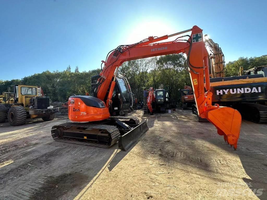 Hitachi ZX 75 Bagri goseničarji