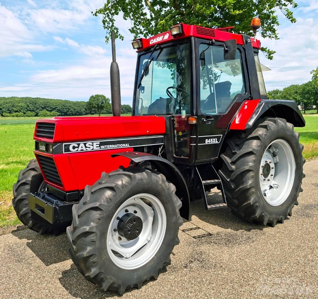 Case IH 845 xl Traktorji