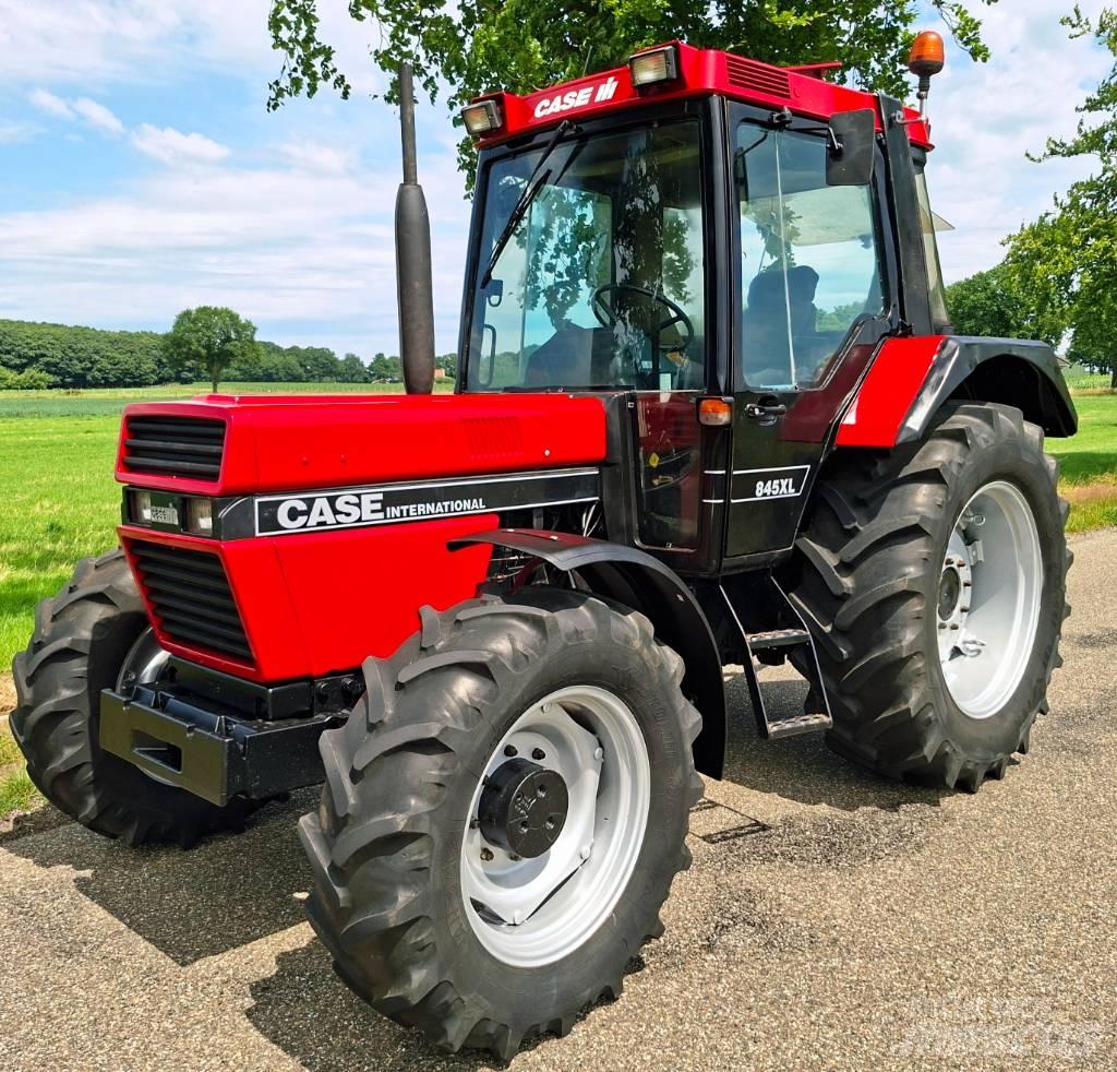 Case IH 845 xl Traktorji