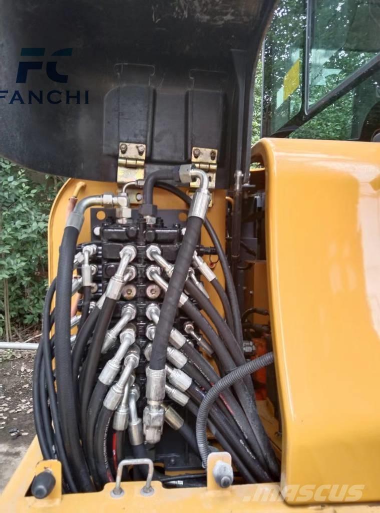 XCMG XE 60 DA Bagri goseničarji