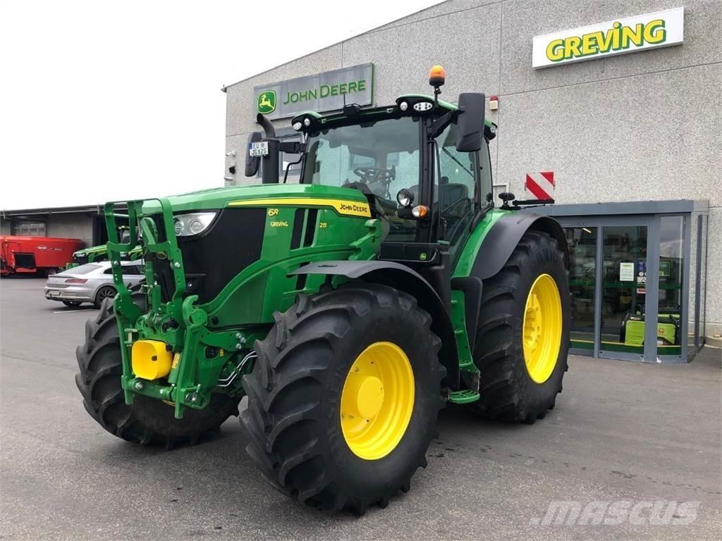 John Deere 6R215 Traktorji