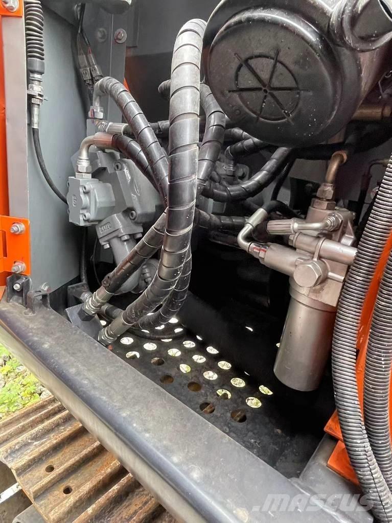 Hitachi ZX 70 Mini bagri <7t