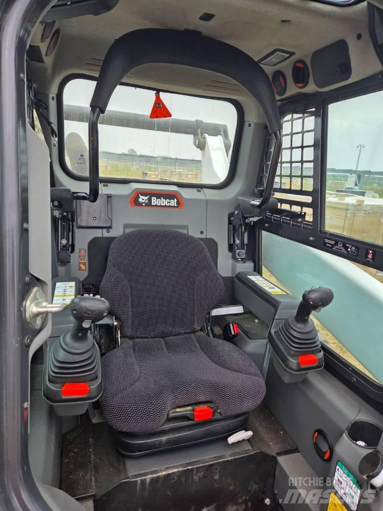 Bobcat T 76 Skid steer mini nakladalci