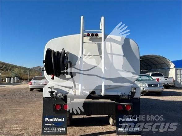 Ford F750 Tovornjaki cisterne